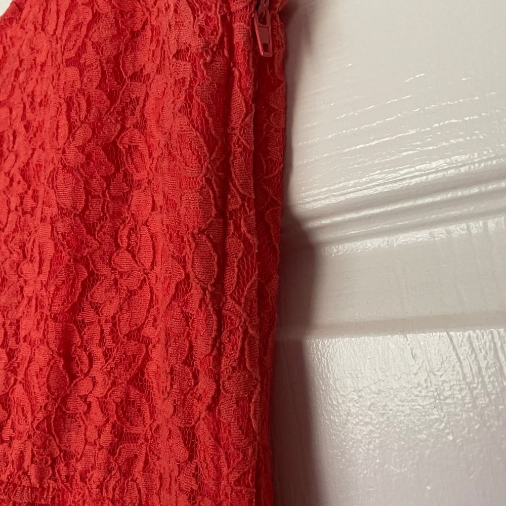 Lace Spring Dress - Picture 3 of 11